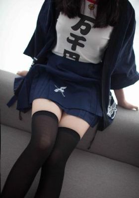 扒开美女狂揉下部