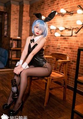 女员工的兹职位