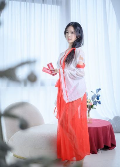 女人口述下面被撑满的感觉