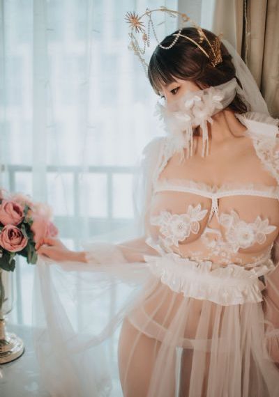 莫妮卡贝鲁奇情事