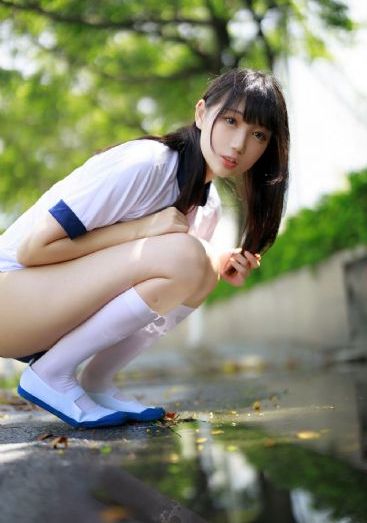 女大学生按摩院