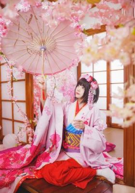 美女下部私部位撒尿